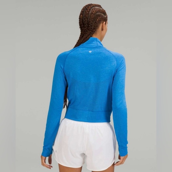 Lululemon Breathable Textured Knit Training Jacket in Poolside / Aero Blue - Picture 3 of 8